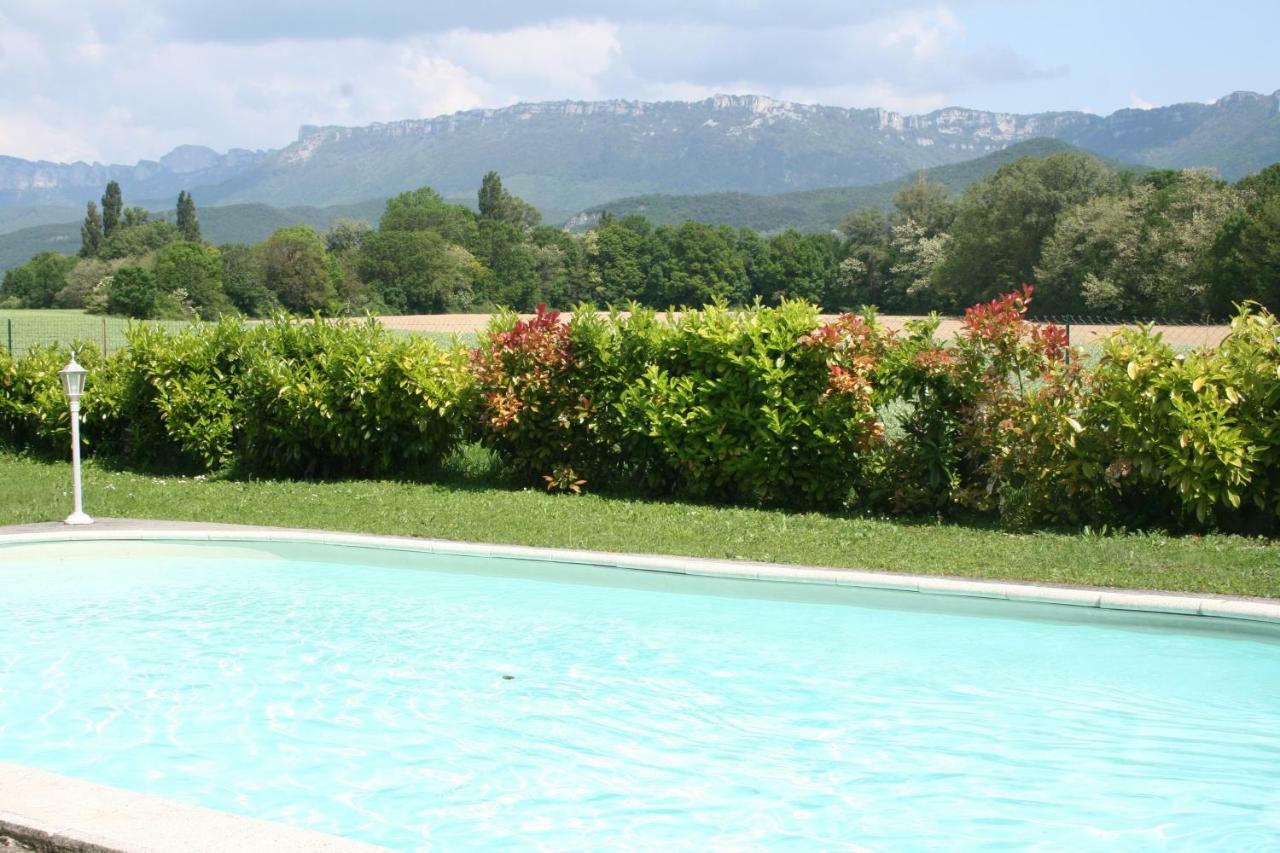 Le Domaine Des Rouges Queues Hotel Chateaudouble  Luaran gambar