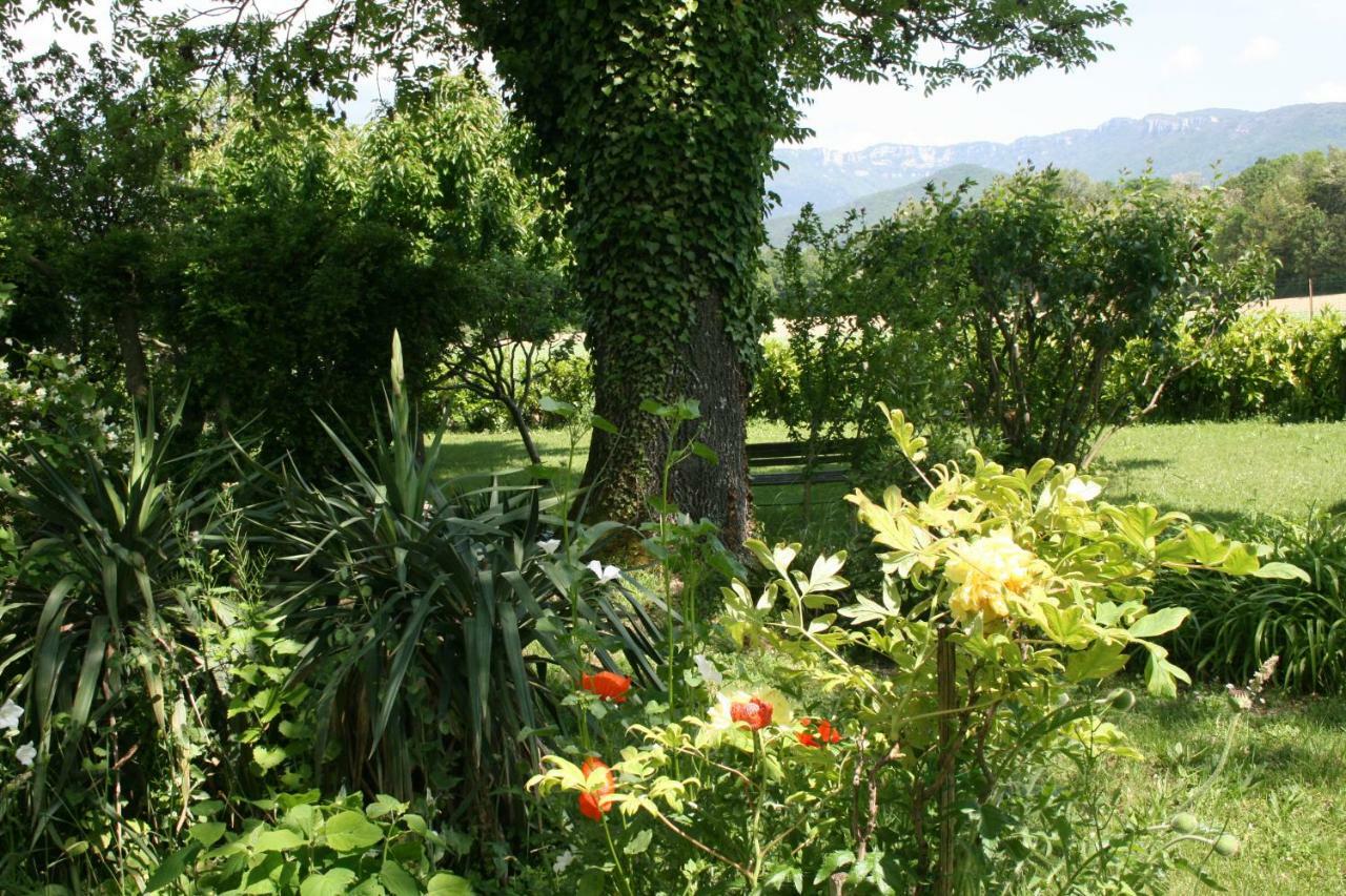 Le Domaine Des Rouges Queues Hotel Chateaudouble  Luaran gambar